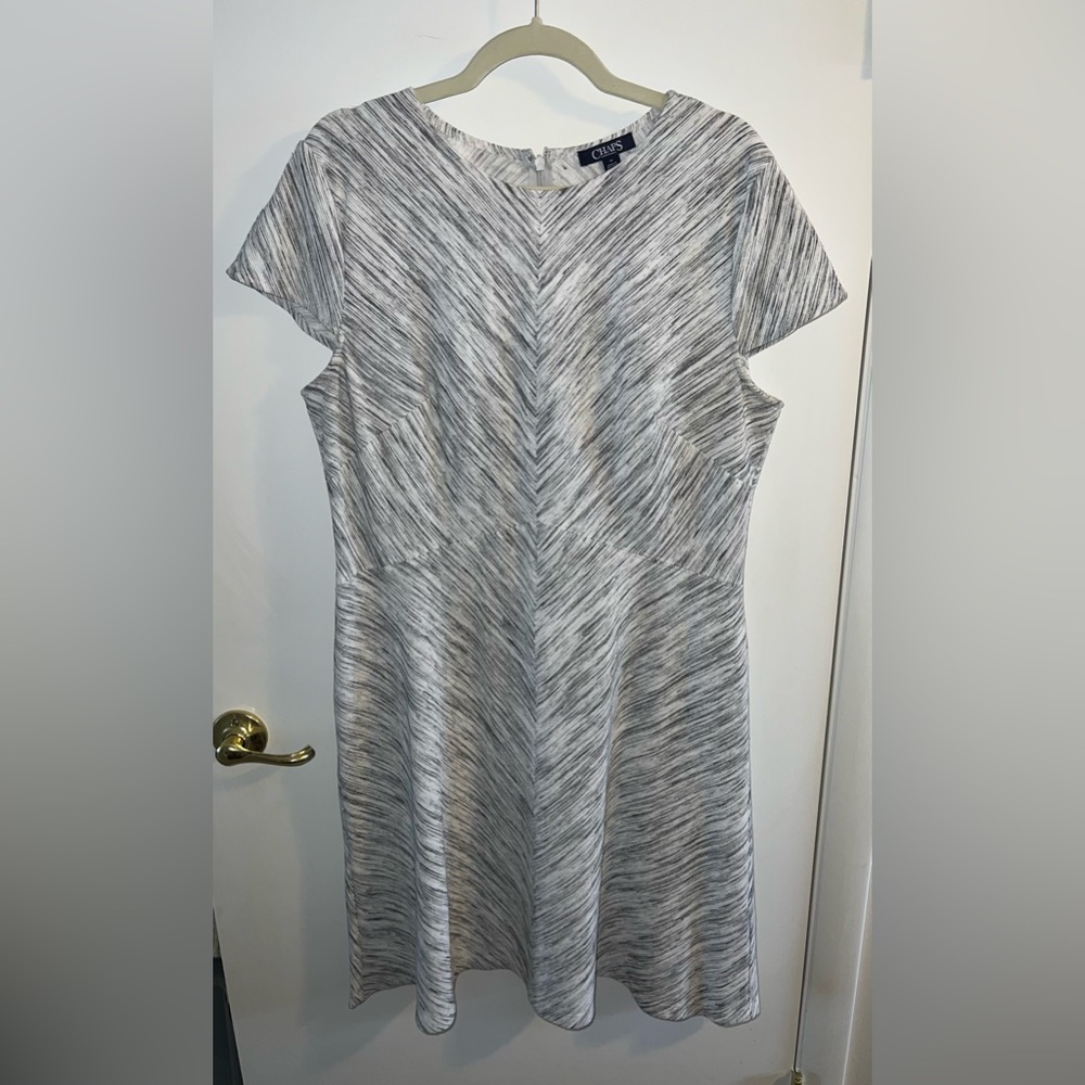 Chaps White w/ Gray Dress Size 16